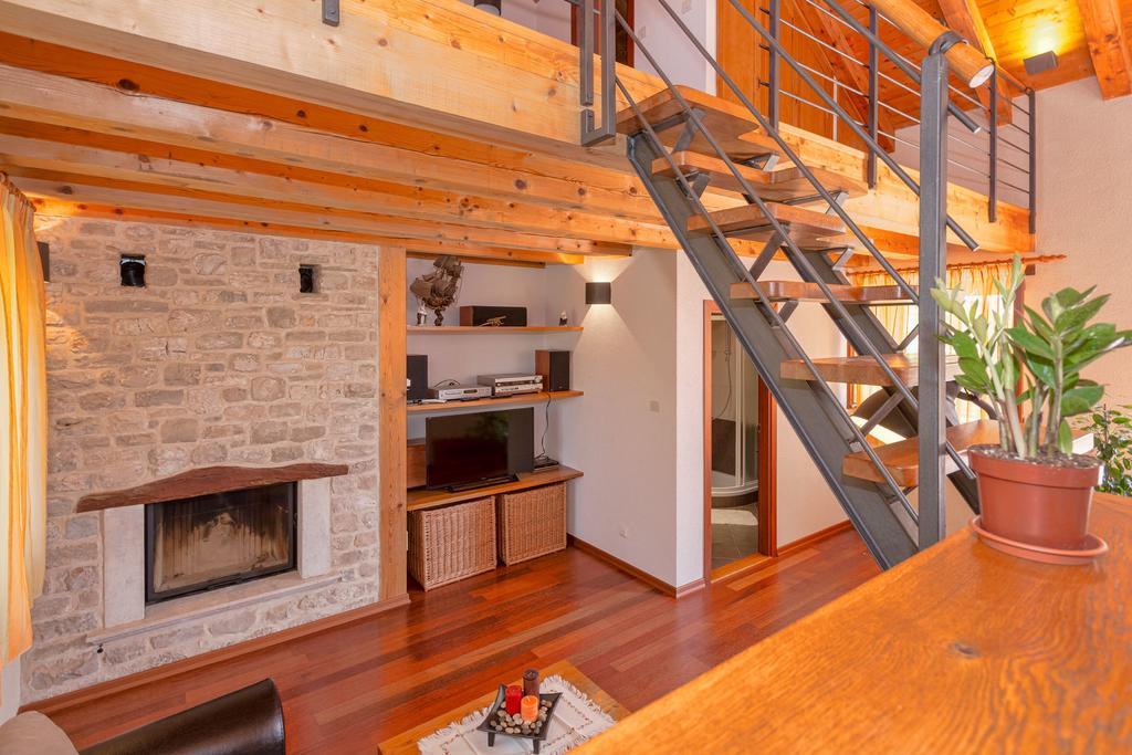 Holiday Home Rudina Стари Град Стая снимка